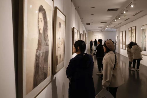 精微 广大 中国当代工笔画名家小幅精品展 在天津美术学院开幕